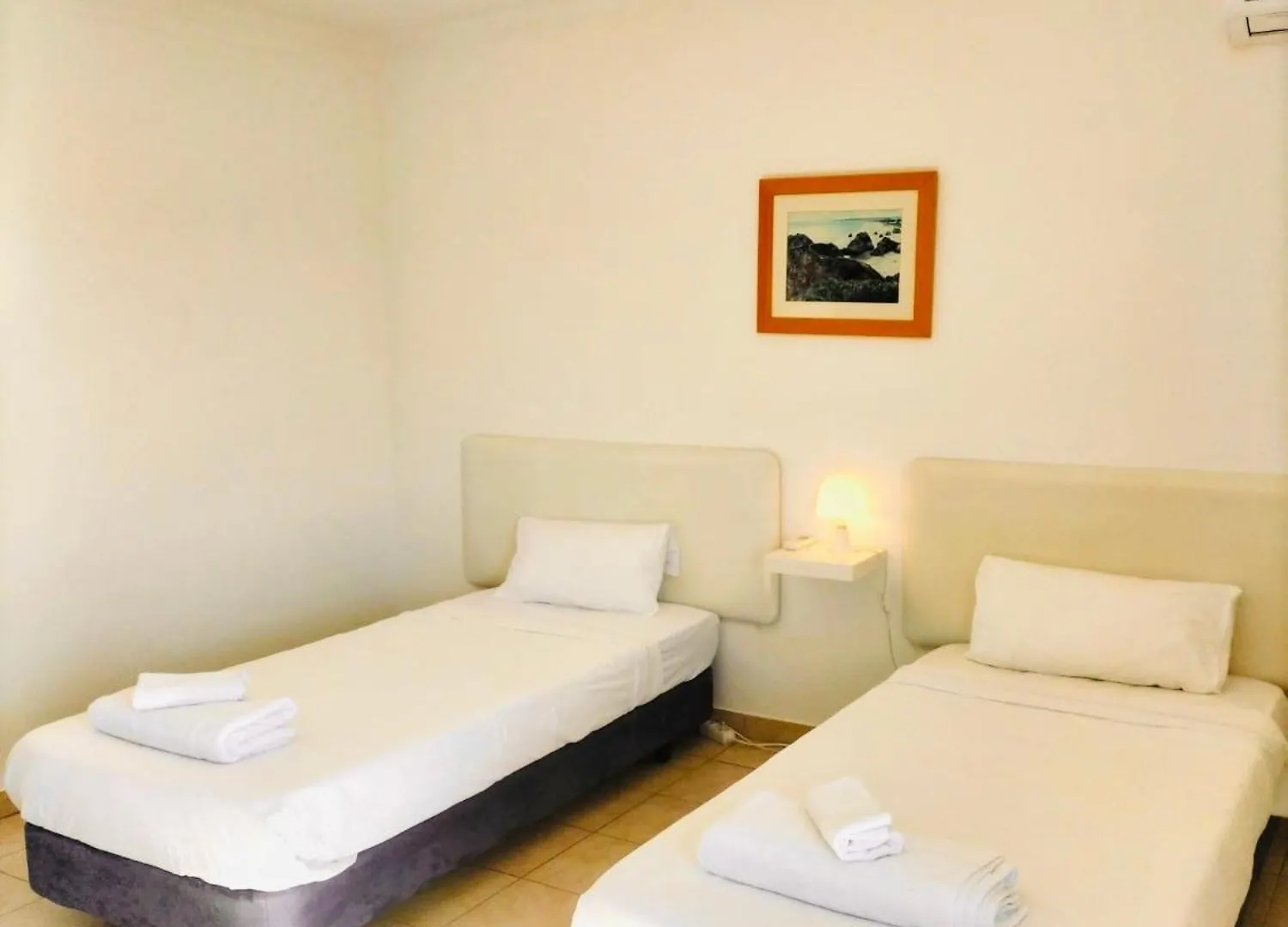 Portimao Central Holiday Hostel ,Algarve 0*,  Portugal